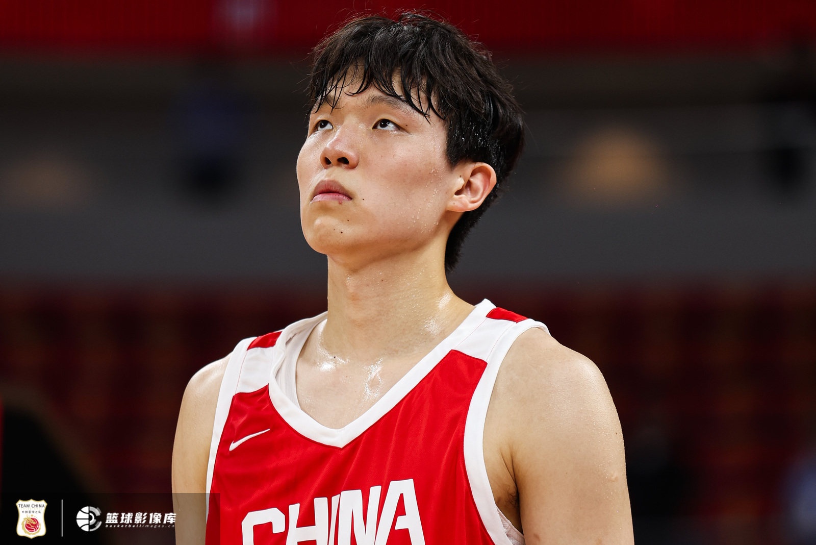 杨瀚森13分钟9+7，中国男篮主场73-92惨败日本，出线告急