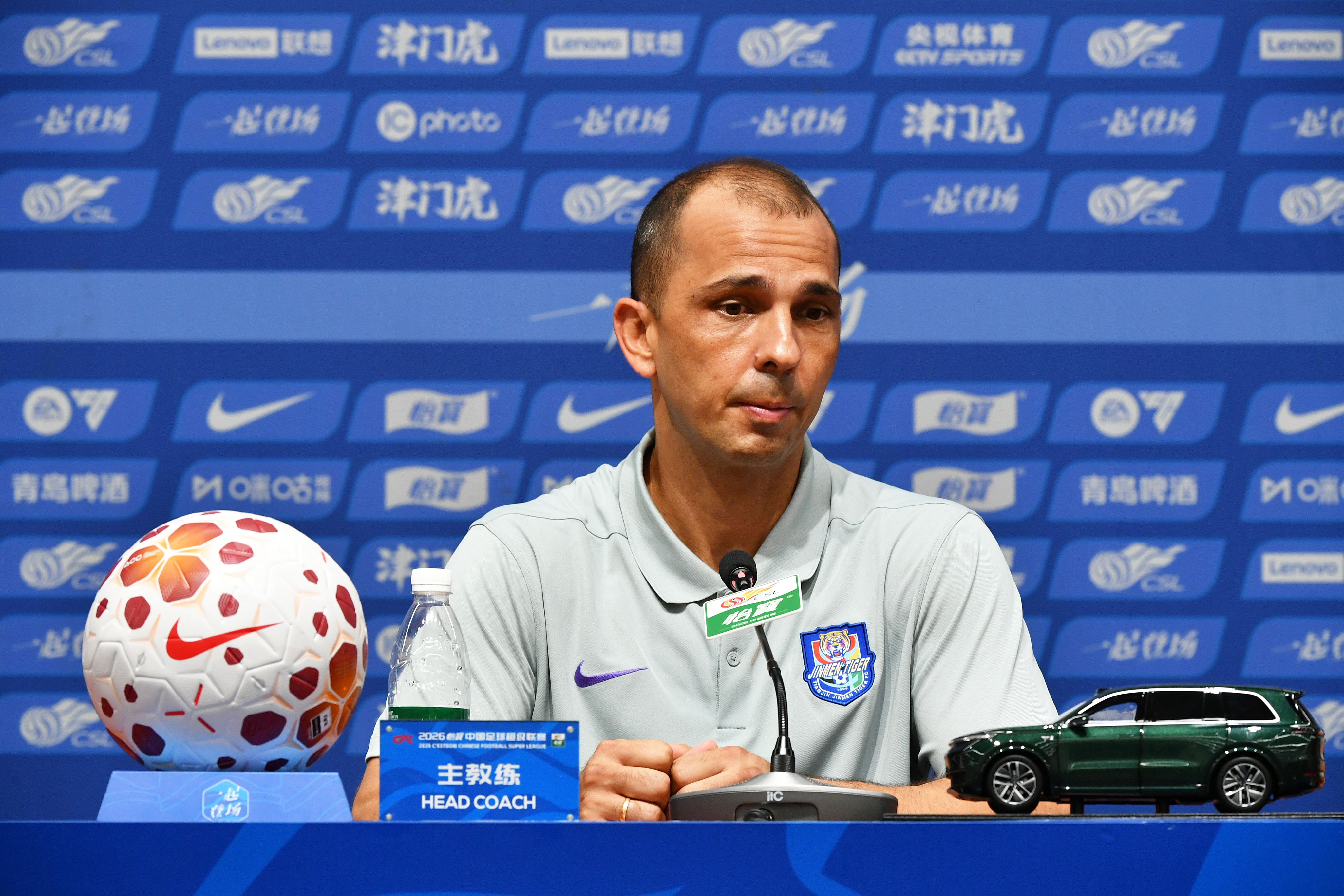 津门虎3-0完胜深圳，助教埃斯特乌：摆脱垫底是动力
