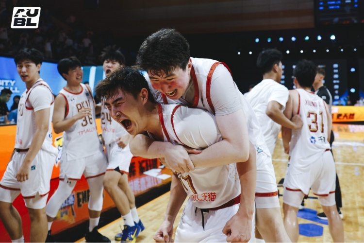 李东奇21分熊俊杰两罚准绝杀 北大83-82逆转延世夺C组第一 李东奇21分熊俊杰两罚准绝杀 北大83-82逆转延世夺C组第一