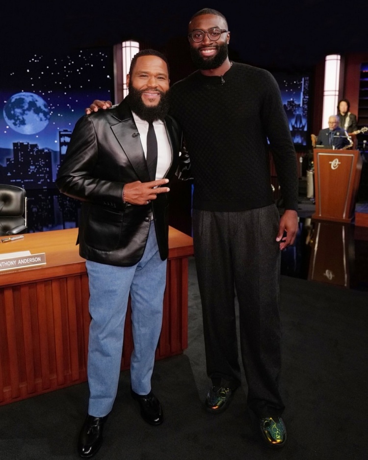 杰伦·布朗脱口秀曝光新一代签名鞋 前代Rover已穿两季 杰伦·布朗脱口秀曝光新一代签名鞋 前代Rover已穿两季