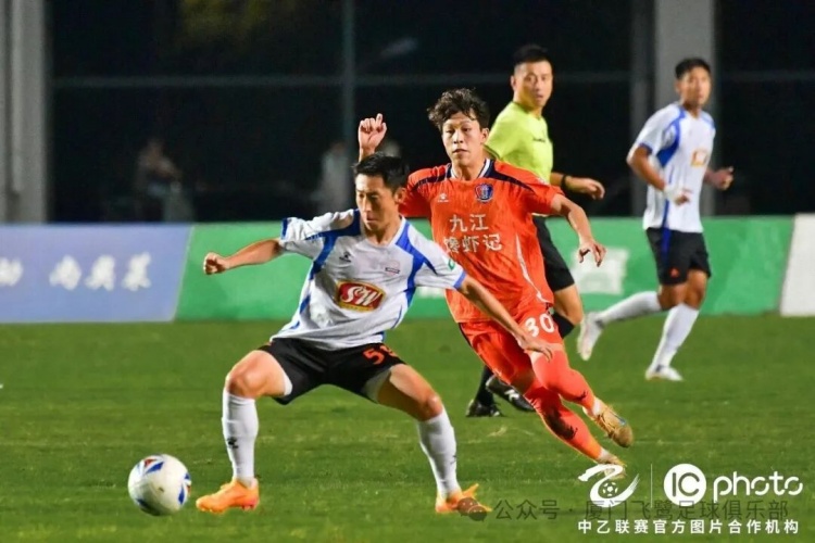 客场2-0力克江西庐山 厦门飞鹭终结6轮不胜
