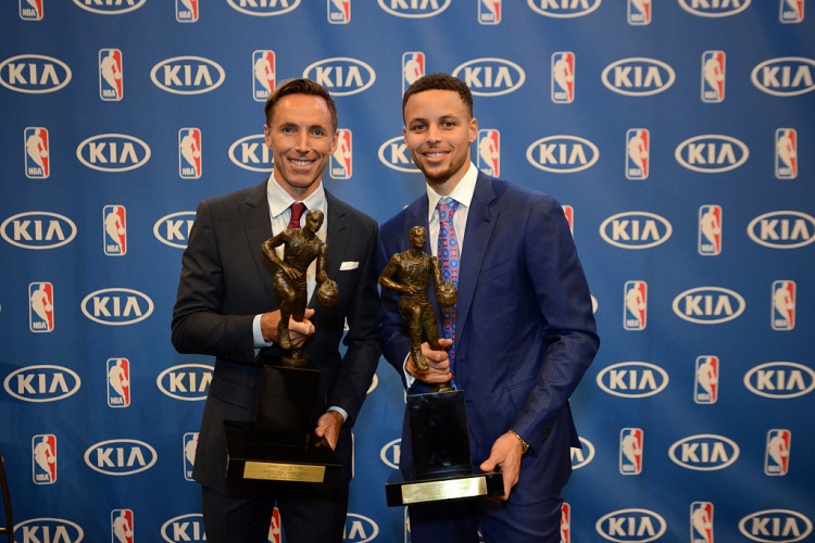 穆林:老尼尔森曾以纳什标准衡量库里 称体系效应可复现 穆林:老尼尔森曾以纳什标准衡量库里 称体系效应可复现
