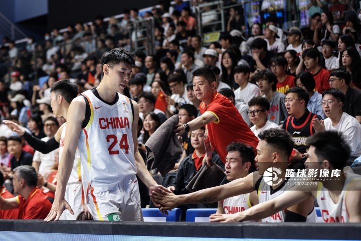崔永熙:我们在身体对抗上做得没有对方好 接下来会争取铜牌