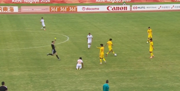 亚运会-U23国足0-0伊朗U23 小组第2末轮将战阿联酋 吴曦远射中框