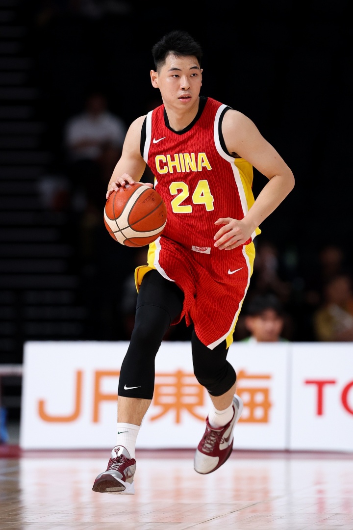 犹豫会败北！崔永熙半场10分钟仅拿2分1板 出现3次失误